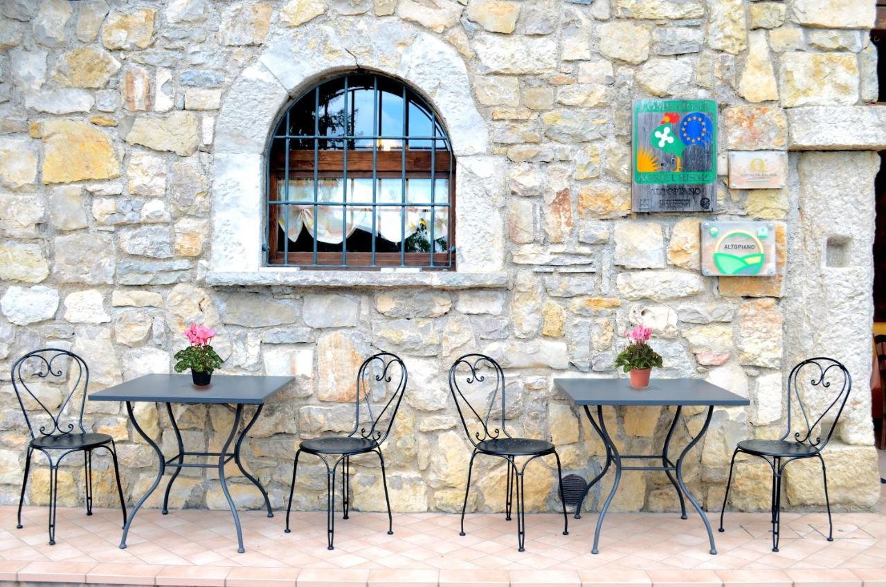 Agriturismo Dell'Altopiano Serle エクステリア 写真