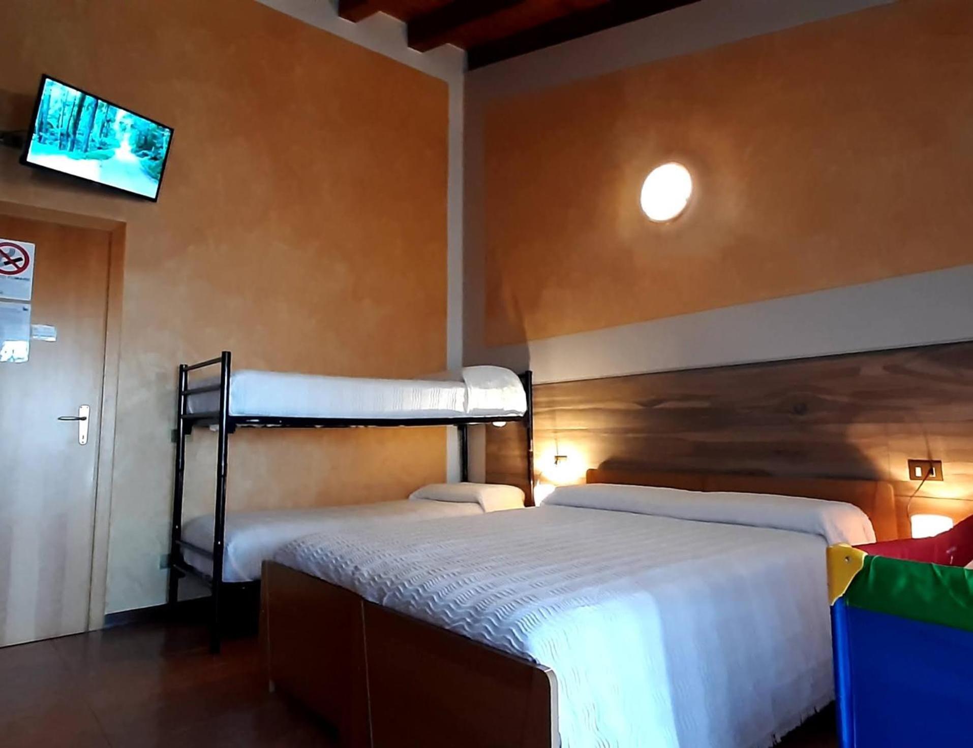 Agriturismo Dell'Altopiano Serle エクステリア 写真
